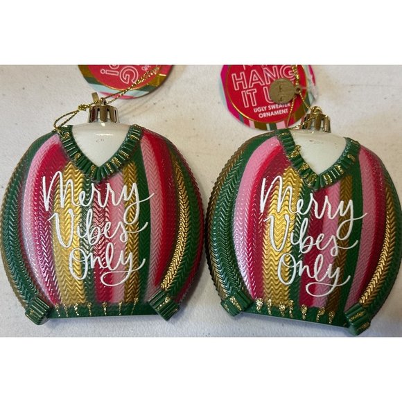 Set of 4 Packed Party Ugly Sweater Merry Vibes Plastic Tree Ornaments (NWT) - Picture 3 of 9